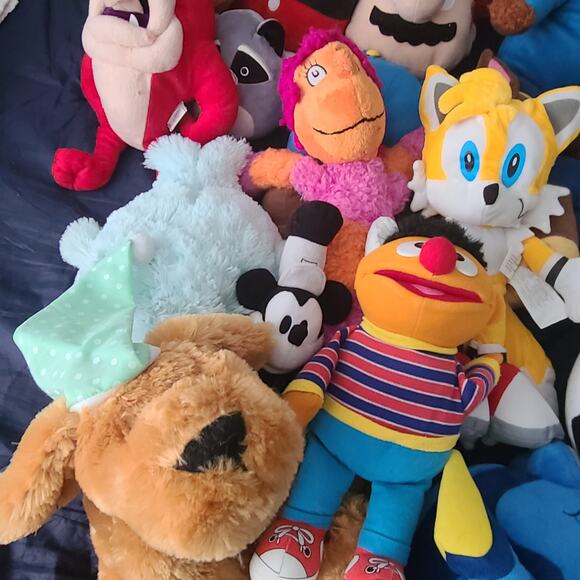 Random lot of plushes modern. Lot 15 - Picture 4 of 8